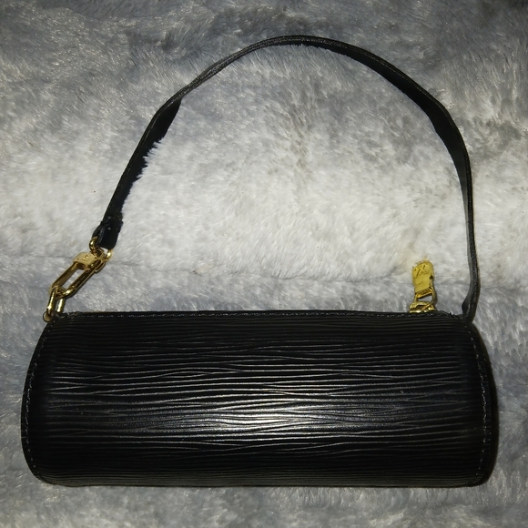 LIKE NEW Auth Louis Vuitton Mini Epi Leather Pouchette Handbag - Picture 3 of 7